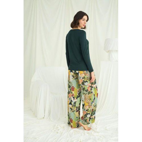 Çiçek Ve Yaprak Desenli Pijama Takımı