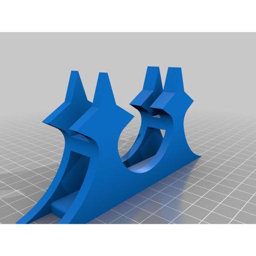 Karambit Standı (Bu ürün Sadece Plastik parçadır - Almadan Önce Soru Sorabilirsiniz)