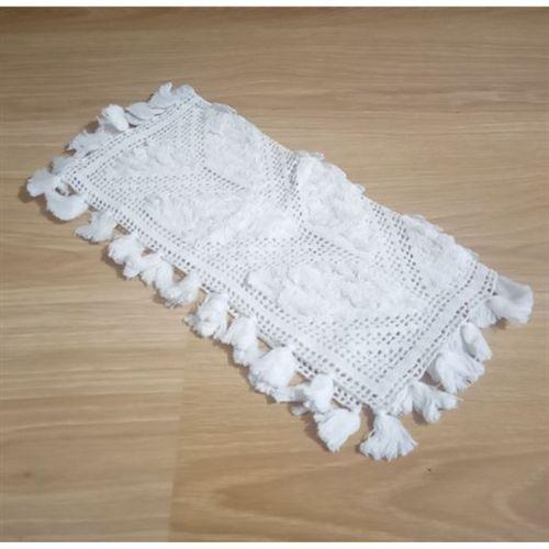 El İşlemesi Beyaz Dantel,Kenarı Püsküllü Sehpa Örtüsü 31X33Cm