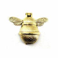 Antika Tarz Dekoratif Pirinç Arı Kapı Tokmağı, Taktak - Küçük,123x150mm, Sarı