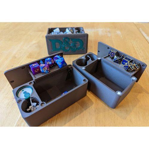 Kompakt Manyetik Dicebox, Karakter Kasası ve Yuvarlanma Tepsisi - 5137180