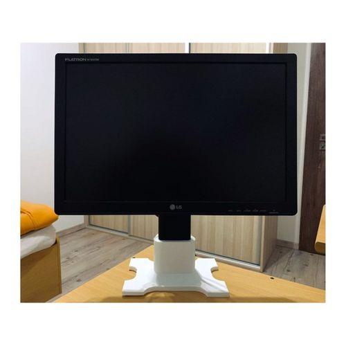 Monitor Montajı LG FLATRON W1942SM (Bu ürün Sadece Plastik parçadır - Almadan Önce Soru Sorabilirsiniz)