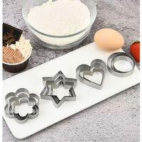 12 Adet Paslanmaz Çelik Kurabiye Kalıbı Seti