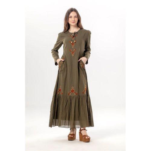 Uzun Kol Zühre Nakış Detaylı Bağcık Yaka Cepli Vual Uzun Elbise Haki Hk