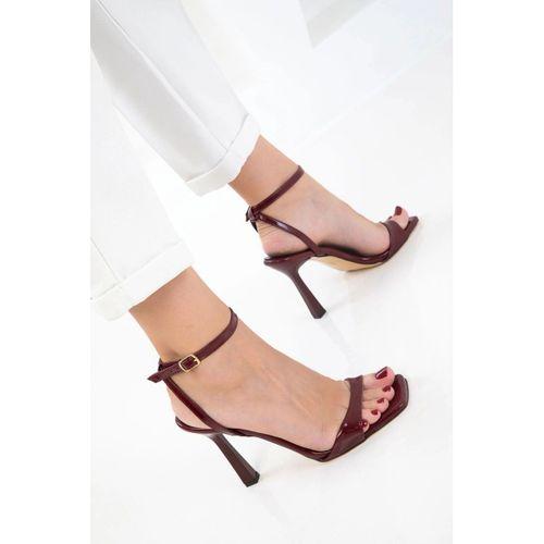 Jowin Bordo Rugan Topuklu Bilekten Kemerli Ayakkabı