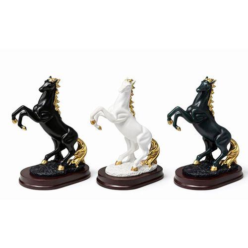 Polyester Şahlanmış At Figürü