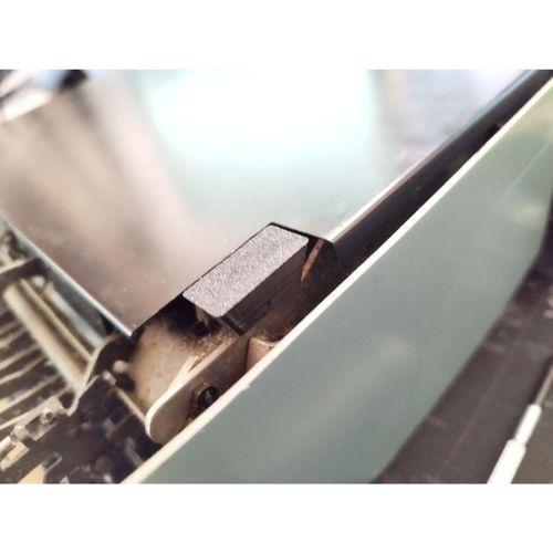 Olivetti Lettera 32 Daktilo Ayakları Değiştirme 3D Baskı (Bu ürün Sadece Plastik parçadır - Almadan Önce Soru Sorabilirsiniz)