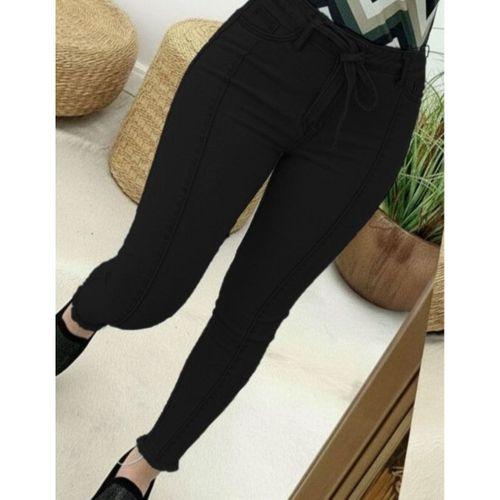 Kadın Yüksek Bel Belden Kuşaklı Yırtık Detaylı Kot Pantolon