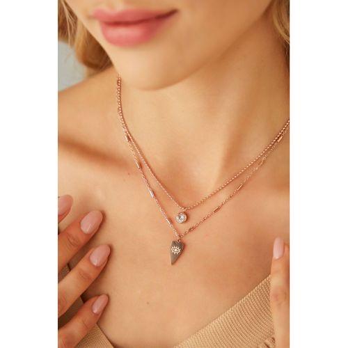 Lina Tia Kadın Arcobalenovita Çelik Model Rose Gold Kaplama Su Yolu Gerdanlık Zincirli Zirkon Taşlı Göz Kolye