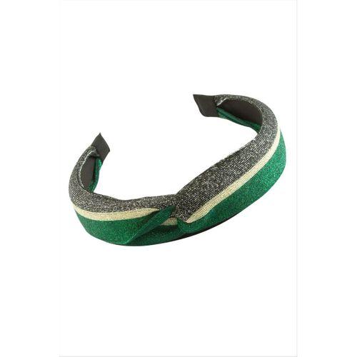 Çizgili Çapraz Taç