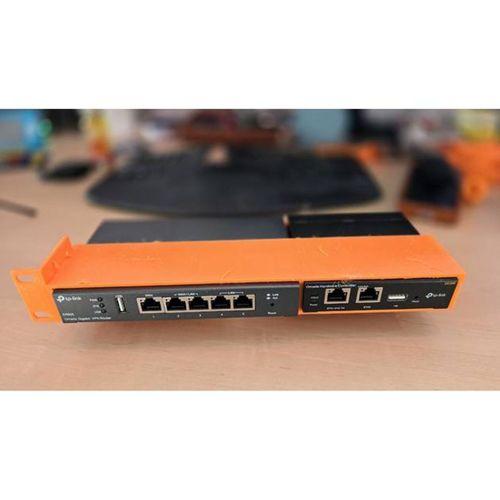Omada TP Link ER605 OC 200 Kontrol Cihazı Raf Montajı 3D Baskı (Bu ürün Sadece Plastik parçadır - Almadan Önce Soru Sorabilirsiniz)