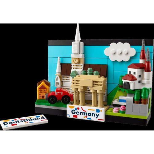 Lego Creator Germany Postcard 40954