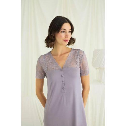 Yakası Kolu Ve Omzu Ve Eteği Dantelli Önü Düğmeli Gecelik