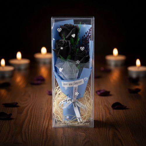 Şeffaf Kutulu Üç Gül Buketi