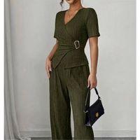 Kadın Toka Detaylı Kruvaze Takım