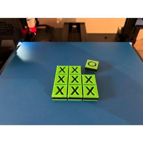 Tic Tac Toe (Bu ürün Sadece Plastik parçadır - Almadan Önce Soru Sorabilirsiniz)