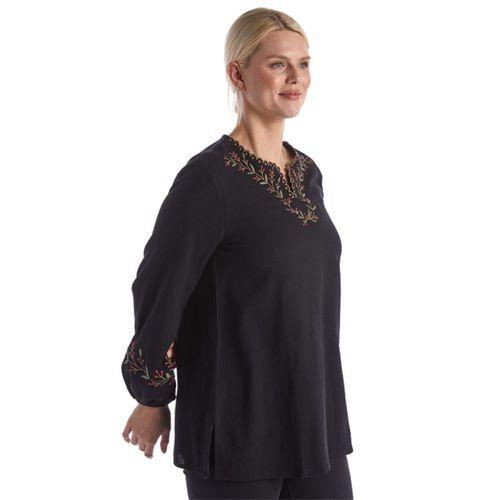 Şile Bezi Uzun Kol Siyah Nakış Detaylı V Yaka Yazlık Otantik Bluz