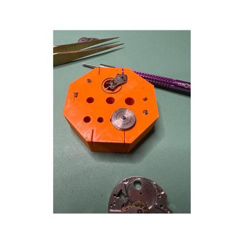 Saatçi Anvili (Bu ürün Sadece Plastik parçadır - Almadan Önce Soru Sorabilirsiniz)