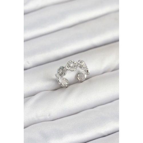 Pirinç Gümüş Renk Yonca Model Kadın Yüzük