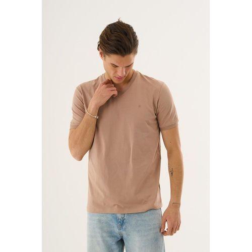 V Yaka Basic T-shirt
