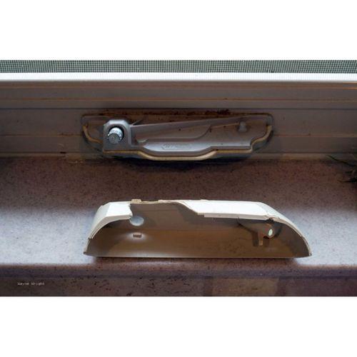 Kanatlı Pencere Kolu Kapağı (Bu ürün Sadece Plastik parçadır - Almadan Önce Soru Sorabilirsiniz)