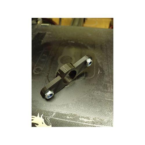 KLR 650 Gen 1 Yakıt Deposu Somunu Tutucu (Bu ürün Sadece Plastik parçadır - Almadan Önce Soru Sorabilirsiniz)