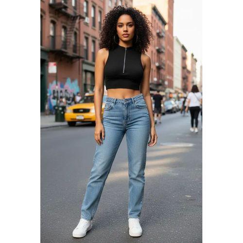 Kadın Siyah Modern Kesim Yarım Fermuarlı Crop Top