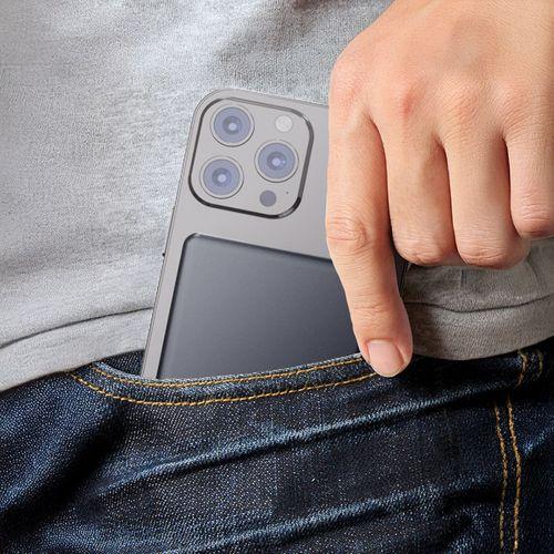 Lenyes PW037D Ultra İnce Dijital LED Ekranlı Wireless Powerbank 5000mAh