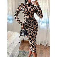 Kadın Uzun Kollu Balıkçı Yaka Yandan Büzgülü Yırtmaçlı Modal Midi Elbise