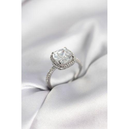 Kare Tek Taş Model Zirkon Taşlı Gümüş Renk Kadın Yüzük