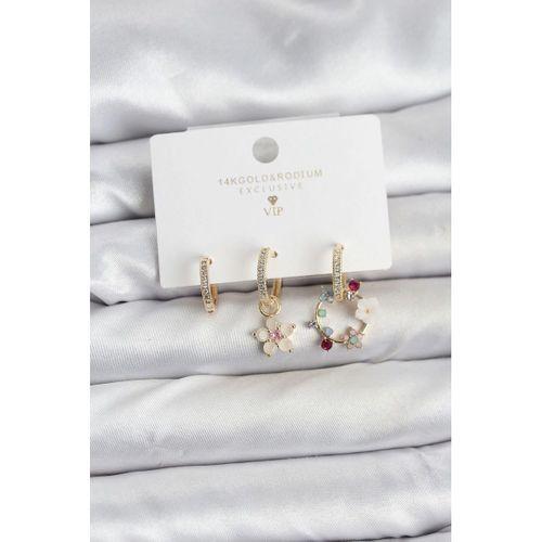 Çiçek Model Gold Renk Pirinç 3'lü Kadın Küpe Seti