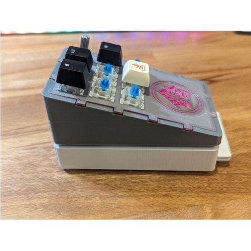 NFC Kart Tutucu Organizer – 3D Baskı Aksesuar (Bu ürün Sadece Plastik parçadır - Almadan Önce Soru Sorabilirsiniz)