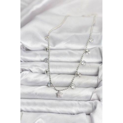 Pirinç Gümüş Renk Yıldız Model Kadın Kolye