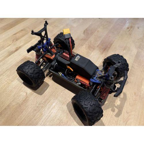 Latrax Teton 7530 Diferansiyel Muhafaza (Arka) Onarım Braketi Traxxas - 6904226 (Bu ürün Sadece Plastik parçadır - Almadan Önce Soru Sorabilirsiniz)