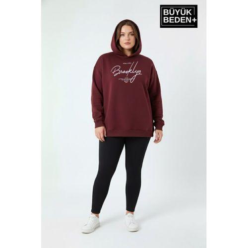 Kadın Büyük Beden Kapüşonlu El yazılı Brooklyn Baskılı Rahat Kalıp Sweatshirt SPR26BSWK958