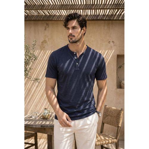 Edgar Regular Fit 3 Düğmeli Pat Flamlı Suprem Kumaş Pis Yaka Erkek T-Shirt - Lacivert