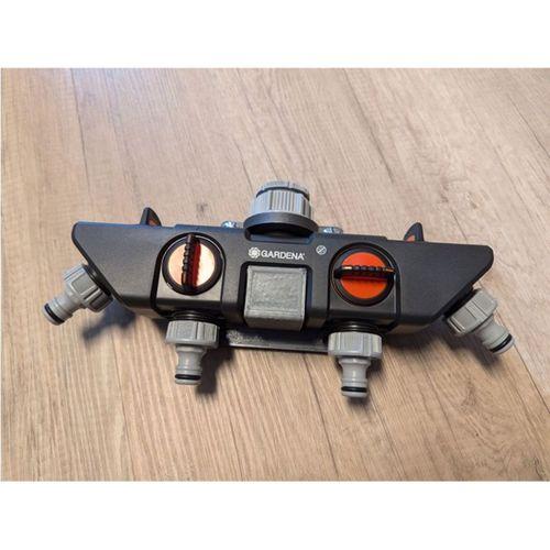 Gardena 4'lü Dağıtıcı Duvar Montajı (Bu ürün Sadece Plastik parçadır - Almadan Önce Soru Sorabilirsiniz)