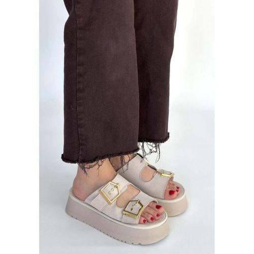 Coer Bej Süet Çift Tokalı Terlik