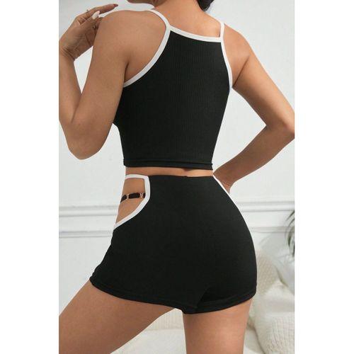 Kadın Siyah Beyaz Şortlu Cut-out Detaylı Gecelik Takımı
