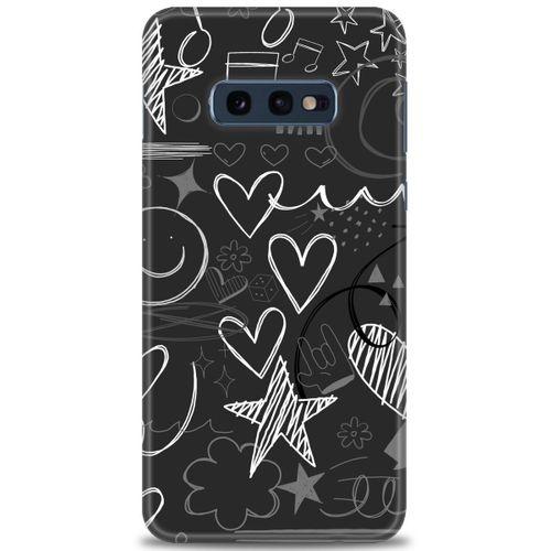Samsung Galaxy S10E Kılıf HD Baskılı Kılıf - Siyah Kalp ve Notalar + Tam Ekran Koruyucu