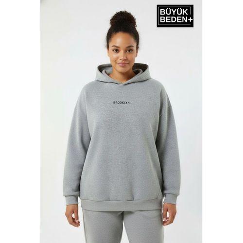 Kadın Büyük Beden Kapüşonlu Brooklyn Baskılı Sweatshirt SPR26BSWK961
