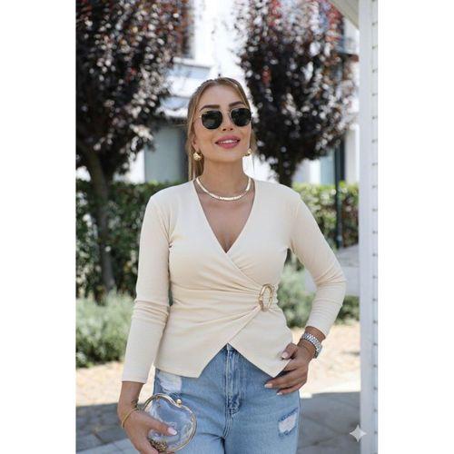 Kadın Uzun Kollu Kruvaze Yakalı Toka Detaylı Viskon Bluz