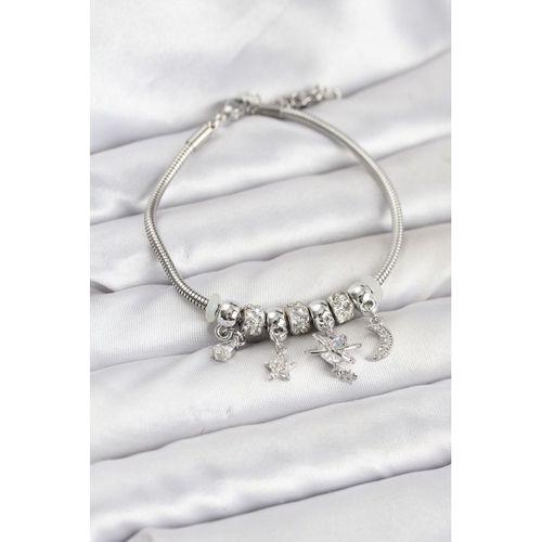 Pirinç Gümüş Renk Kalpli Model Charmlı Kadın Bileklik