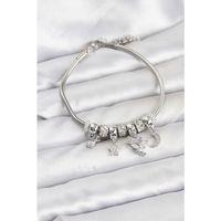 Pirinç Gümüş Renk Kalpli Model Charmlı Kadın Bileklik