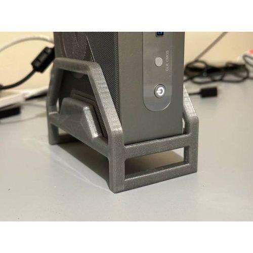 Beelink GTR 7 PRO Dikey Stand (Bu ürün Sadece Plastik parçadır - Almadan Önce Soru Sorabilirsiniz)