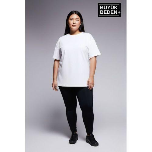 Büyük Beden Kadın Basic Tişört – Pamuklu Düz T-Shirt 3XL-6XL SPR26BTSK10