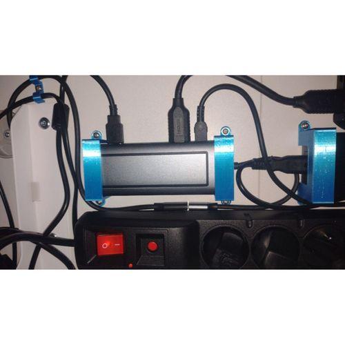 6'sı 1 Arada M2 SSD HUB Alt Masa Montajı (Bu ürün Sadece Plastik parçadır - Almadan Önce Soru Sorabilirsiniz)