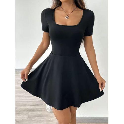 Kadın Kısa Kollu Kare Yakalı Cep Detaylı Dalgıç Elbise Tulum