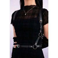 Elbise Üstü Şık Deri Aksesuar - Brf938