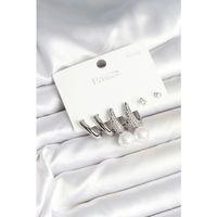 Pirinç Gümüş Renk İncili 925 Ayar Gümüş Çivi Kadın Küpe Seti